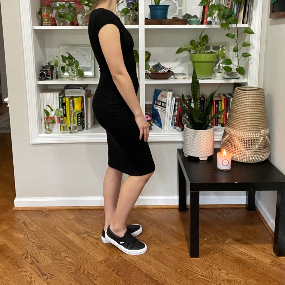 Velvet Torch Cap Sleeve Scoop Neck Midi Dress - Picture 2 of 2
